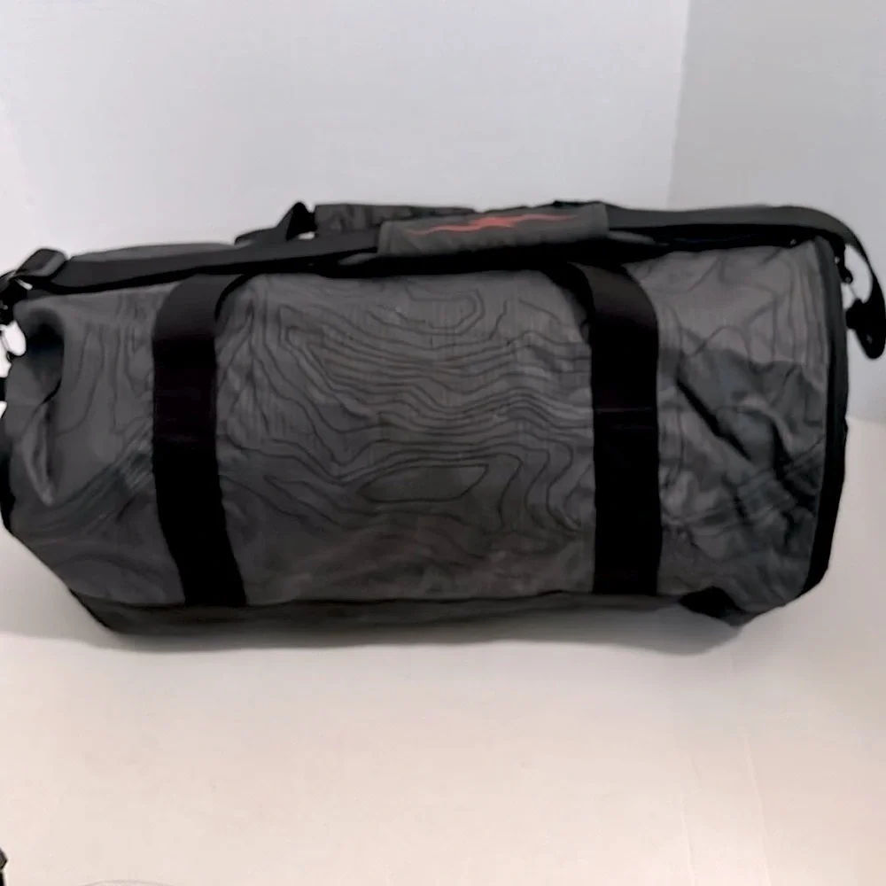 VANS X NATHAN FLORENCE Mala Duffle Vans Collab Nathan Florence Asphalt Black EUC